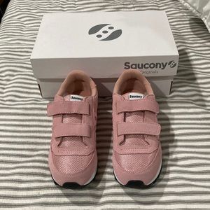 Saucony Jazz sneakers. Pink. Girls size 2M.